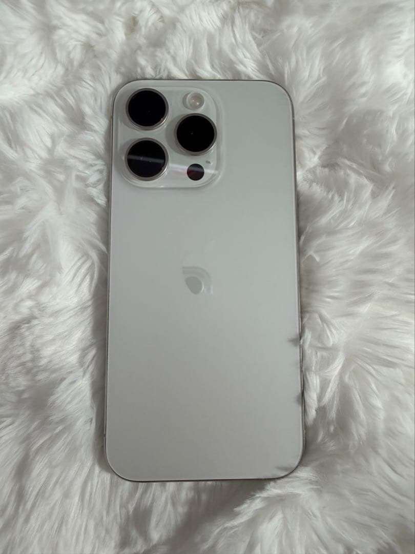 iPhone15 PRO ホワイト 256GB