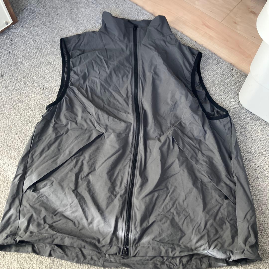 GOLDWIN　PERTEX EQUILIBRIUM Wind Vest グレー