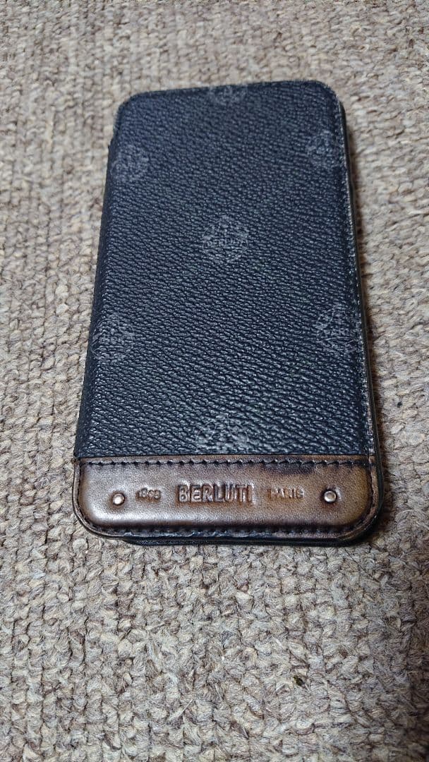 Berluti x NATIVE UNION iPhone12 手帳型ケース