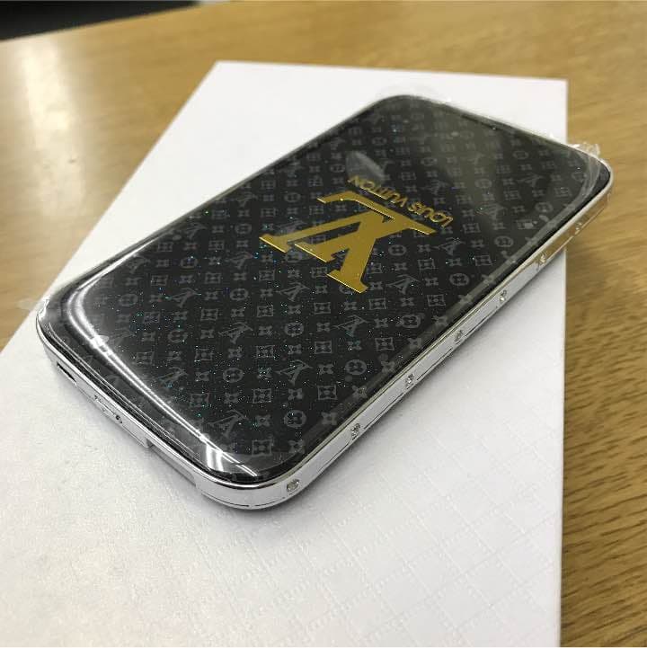 おしゃれスマホバッテリー