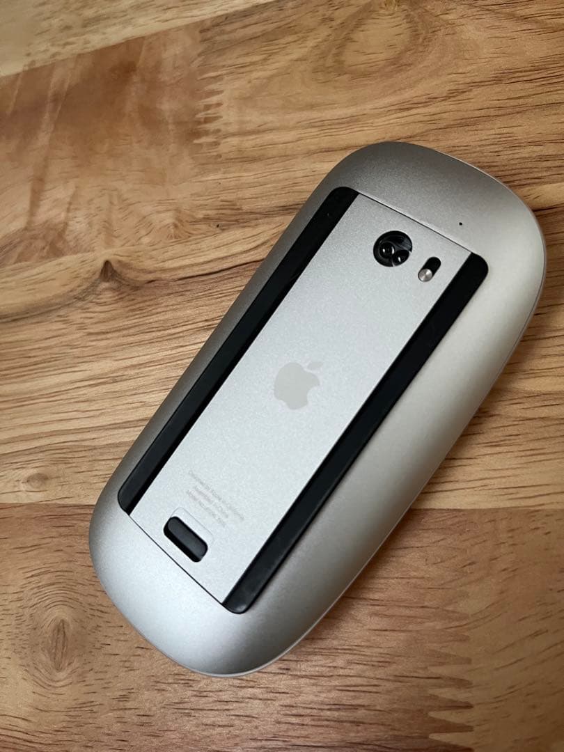 iMac 21.5インチ シルバー 本体 + キーボード + マウス