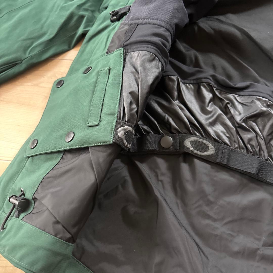 新品　オークリー　ウィメンズ　スノーボード　スキー　ジャケット　グリーン　S