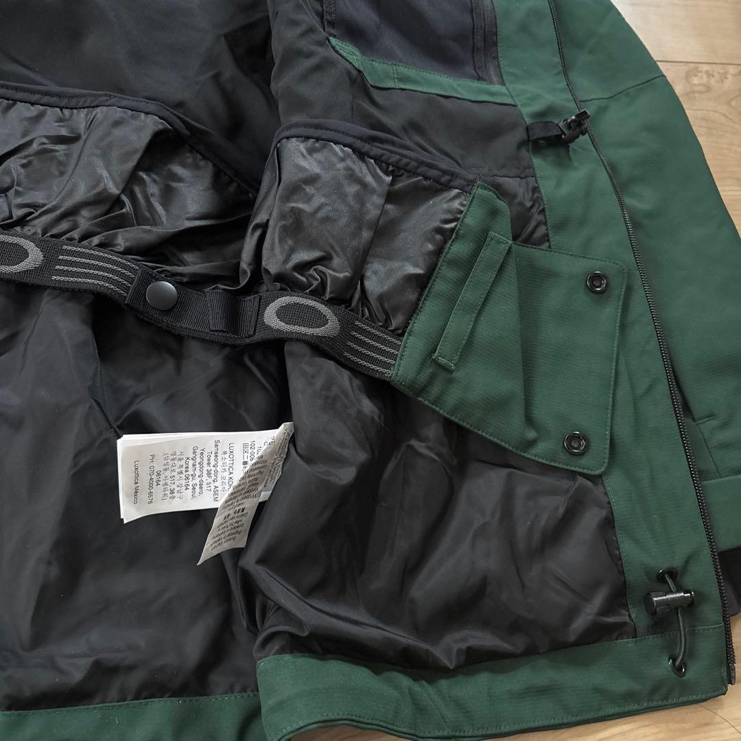 新品　オークリー　ウィメンズ　スノーボード　スキー　ジャケット　グリーン　S