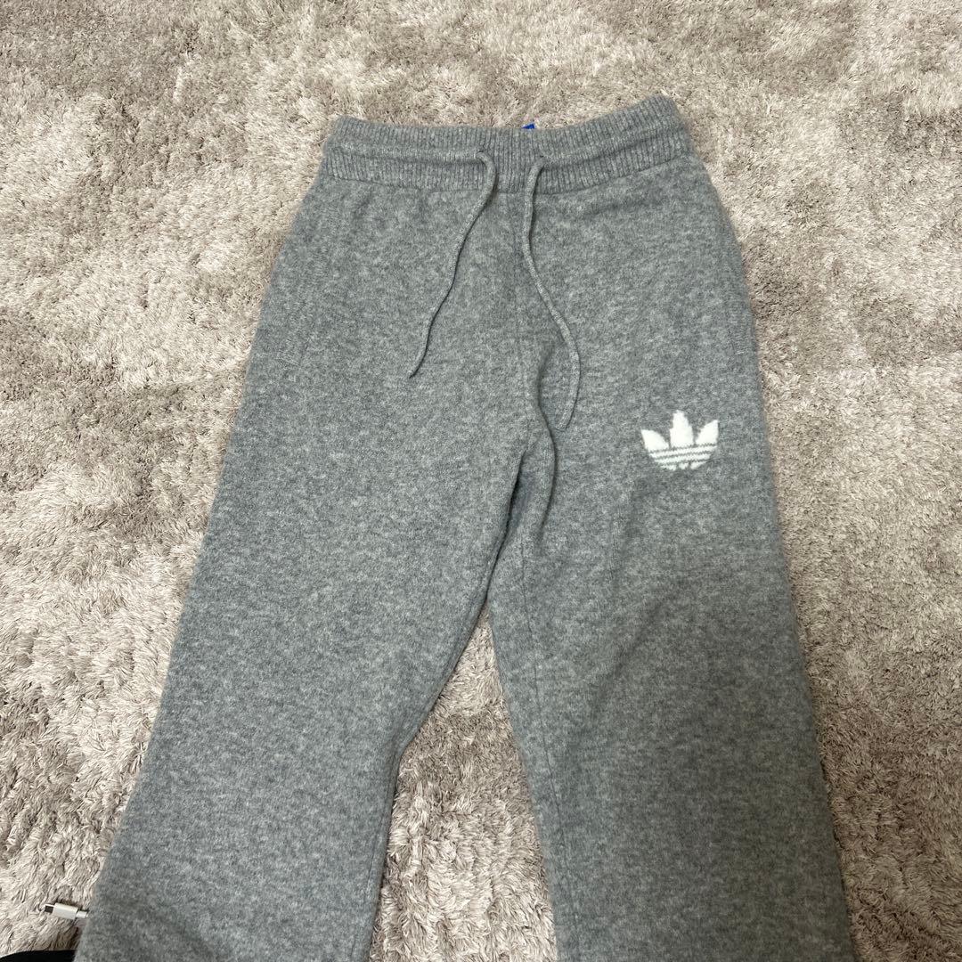 adidas ニットパンツグレー