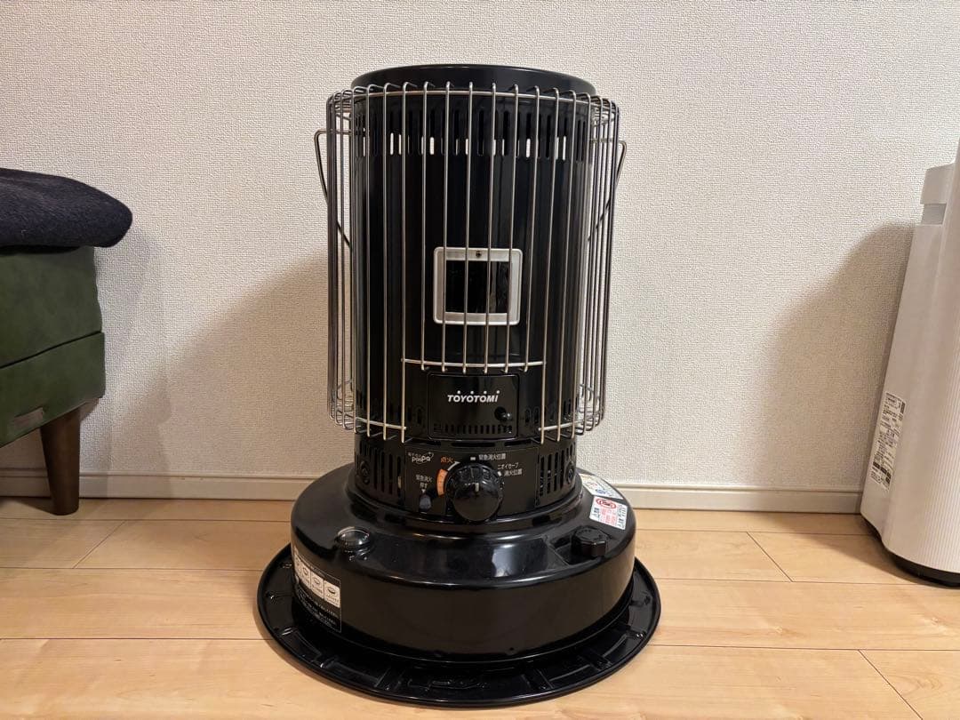 TOYOTOMI トヨトミ 大型石油ストーブKS-67H 2022年製