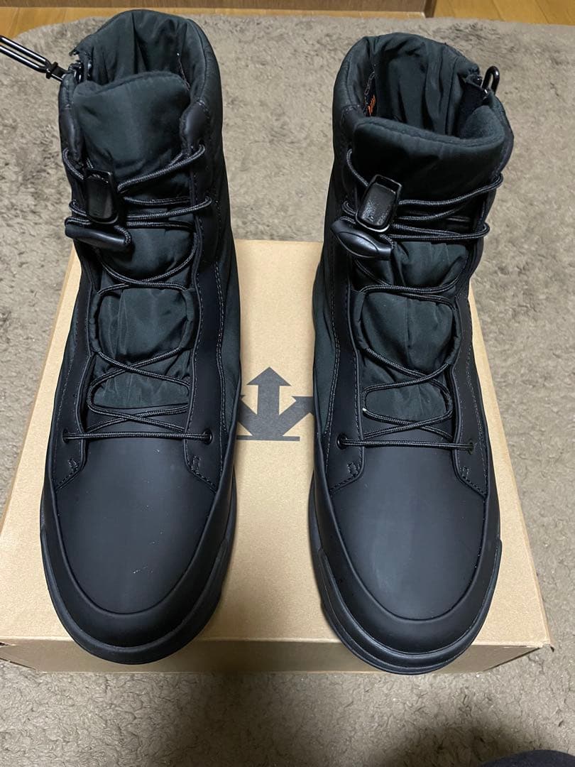 DESCENTEスノーブーツ