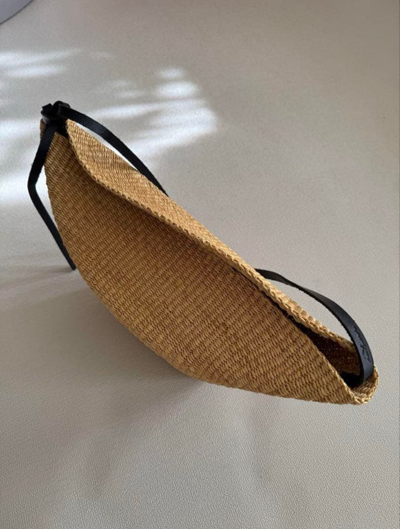 INES BRESSAND MINI CROISSANT M ショルダーバッグ