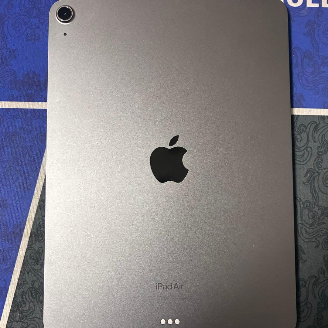 iPad air 第五世代 本体 充電アダプタ付