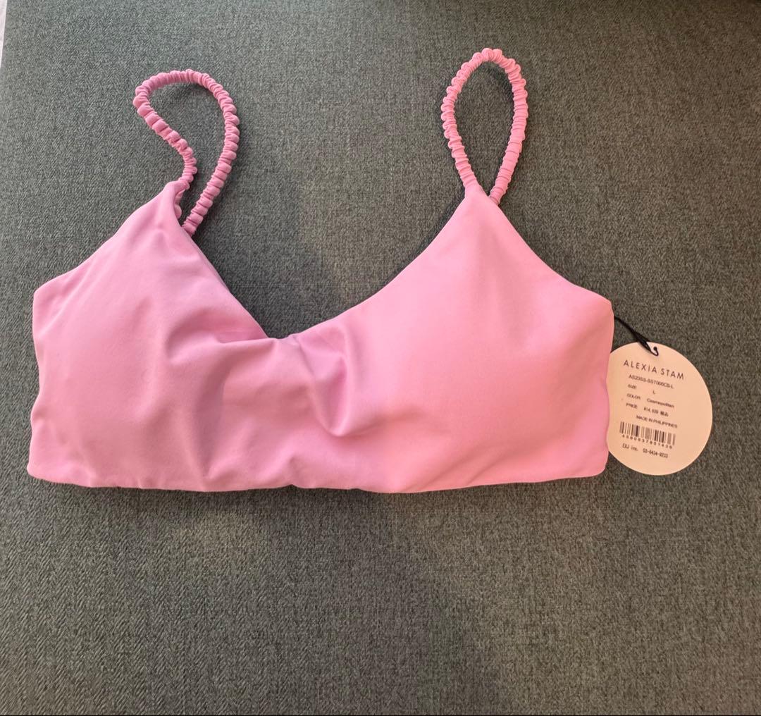 新品タグ付き alexiastam ビキニトップス 2024ss
