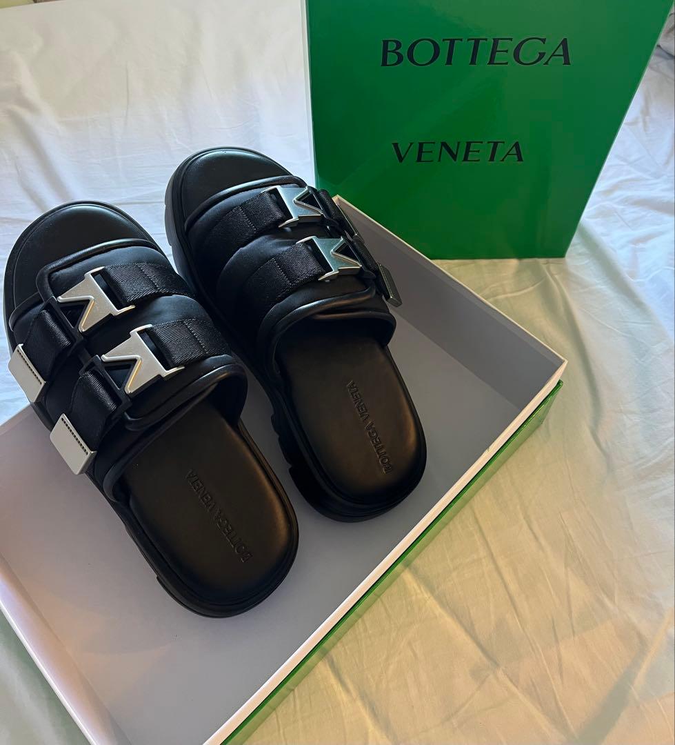 Bottega Veneta ブラックサンダル