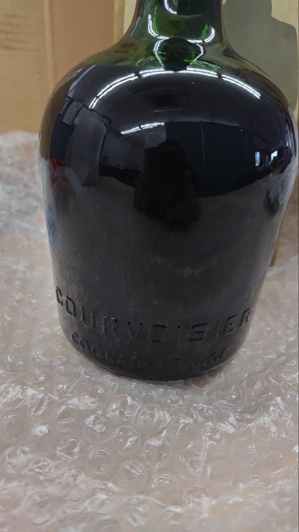 COURVOISIER VSOP ナポレオンとヘネシーコニャック箱無しの計２本