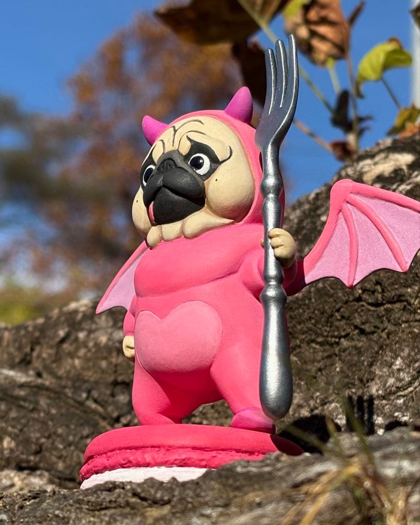 悪魔おパグさん(レジン製ハンドメイドフィギュア)