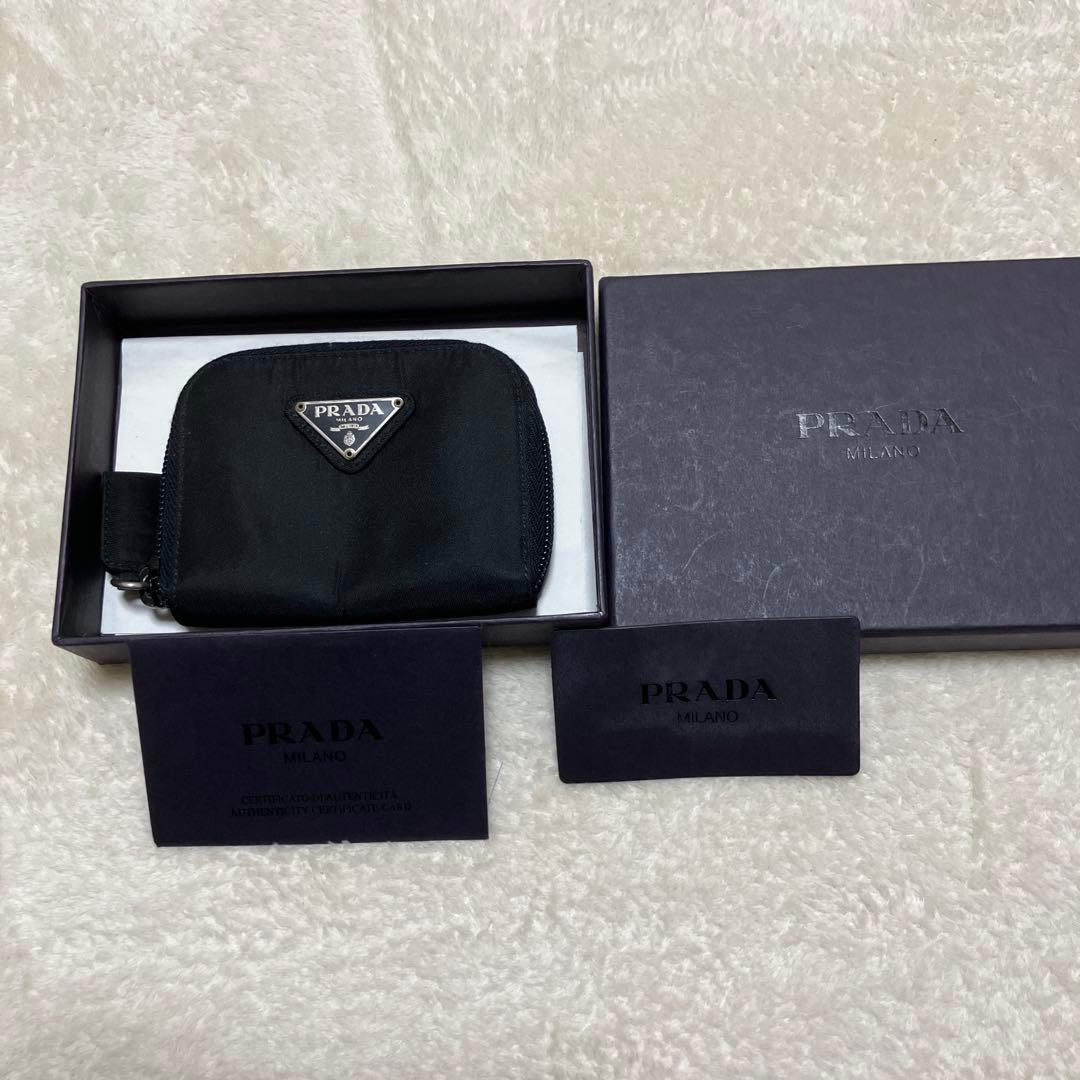 PRADA ケース　（未使用品）　プラダ　小銭入れ
