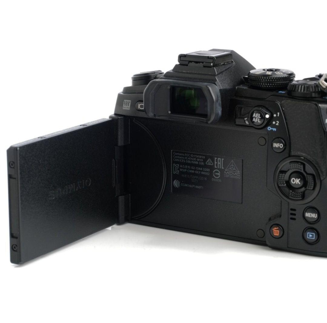 オリンパス OM-D E-M1 Mark II 元箱 取説 付属品殆ど未使用品