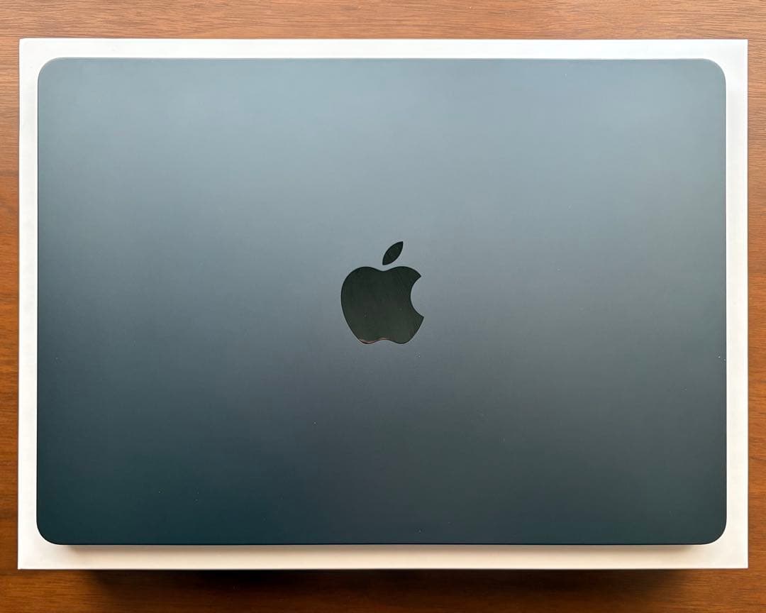 MacBook Air M2 メモリ16GB 容量256GB パソコン