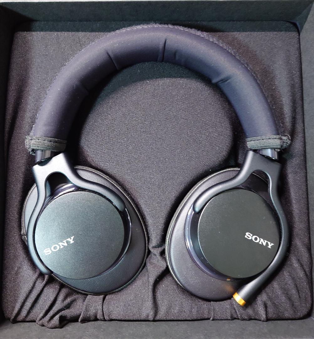 ヘッドホン SONY MDR-1AM2