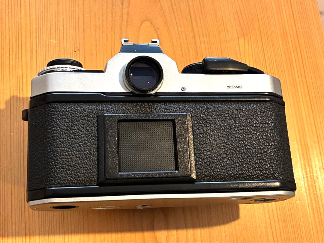 Nikon FE2 &Nikon Ai-s 50mm f/1.8 ニコン