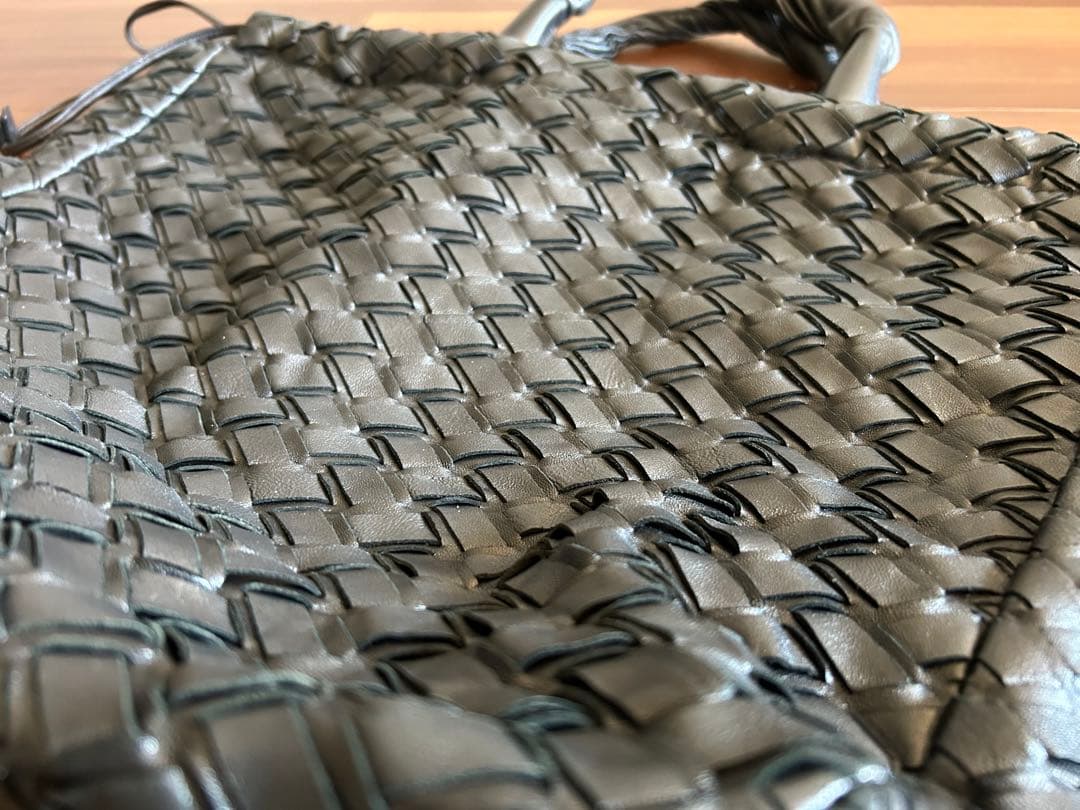 miu miu 編み込みレザーハンドバッグ