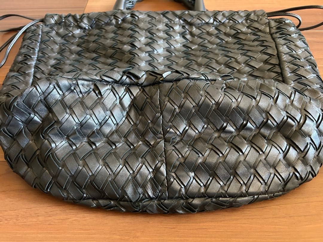 miu miu 編み込みレザーハンドバッグ