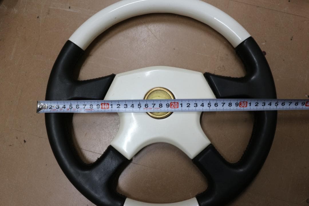 ホワイト ハンドル ステアリング junis ジャニス レトロ パーツ