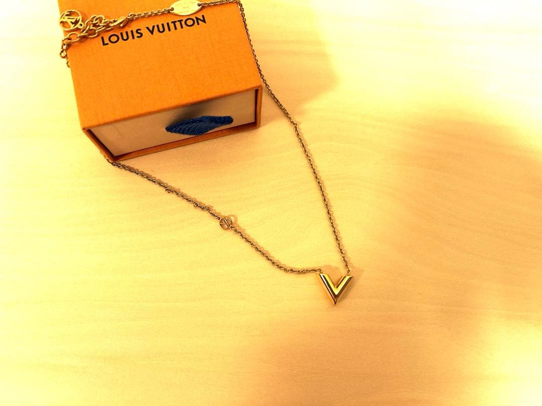 Louis Vuitton ネックレス:エッセンシャル V