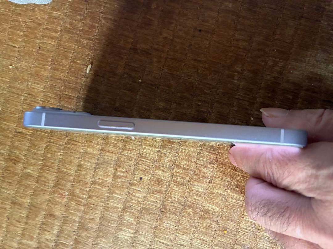 iPhone14パ–プル128ギガバッテリー94％修理交換なしおまけ多数　美品