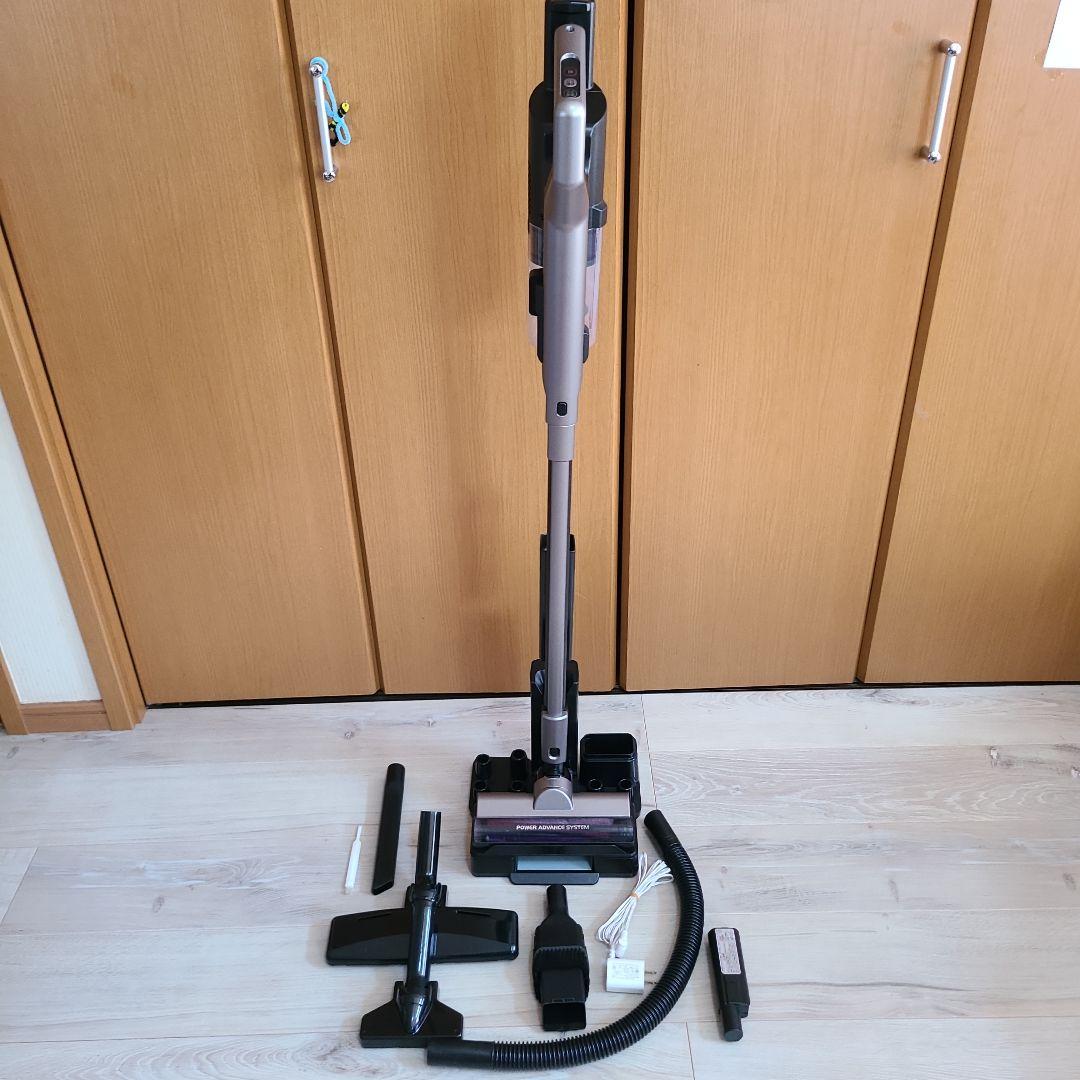 アイリスオーヤマ 充電式サイクロンスティッククリーナー 掃除機　充電器おまけ