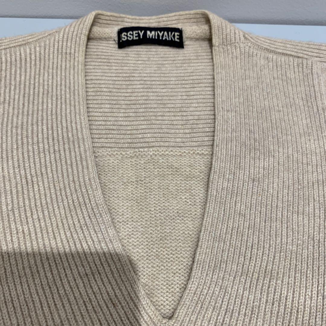 中古◆イッセイミヤケ ニット　メンズ ベージュ M ISSEY MIYAKE
