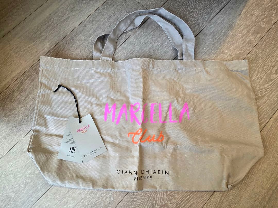 【美品】★GIANNI CHIARINI★ マルチェッラトートバッグ M