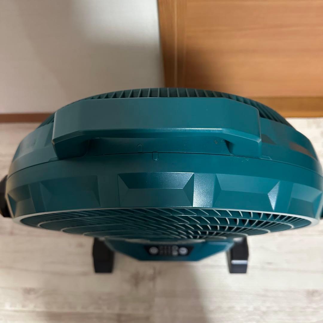 自動首振り／タイマー付 マキタ充電式ファンCF301D動作確認済み