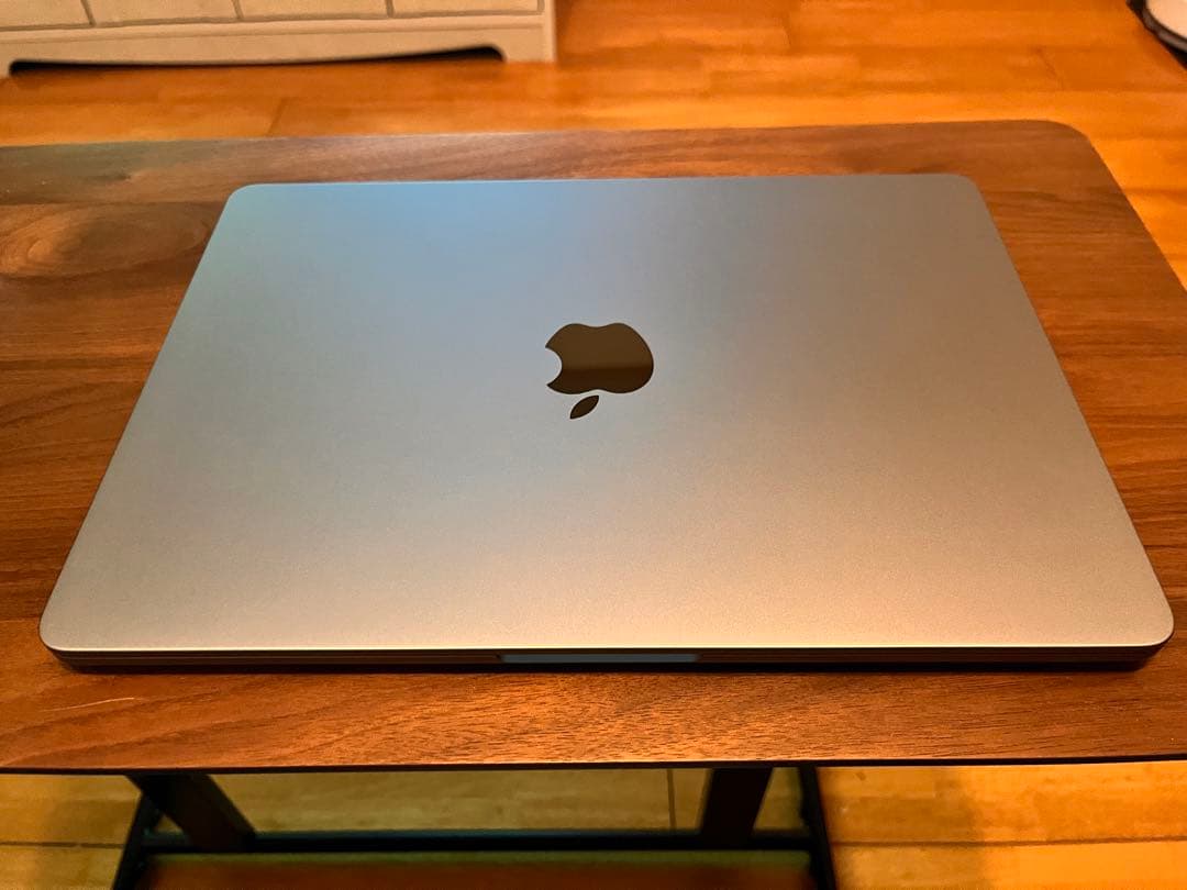 大幅値下げMacBook Air M2 GPU16GB 256GB＋ケースなし