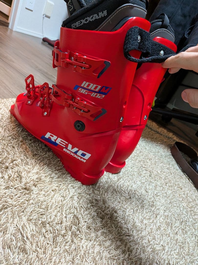 REVO 100M 95-102 赤 スキーブーツ 男性用