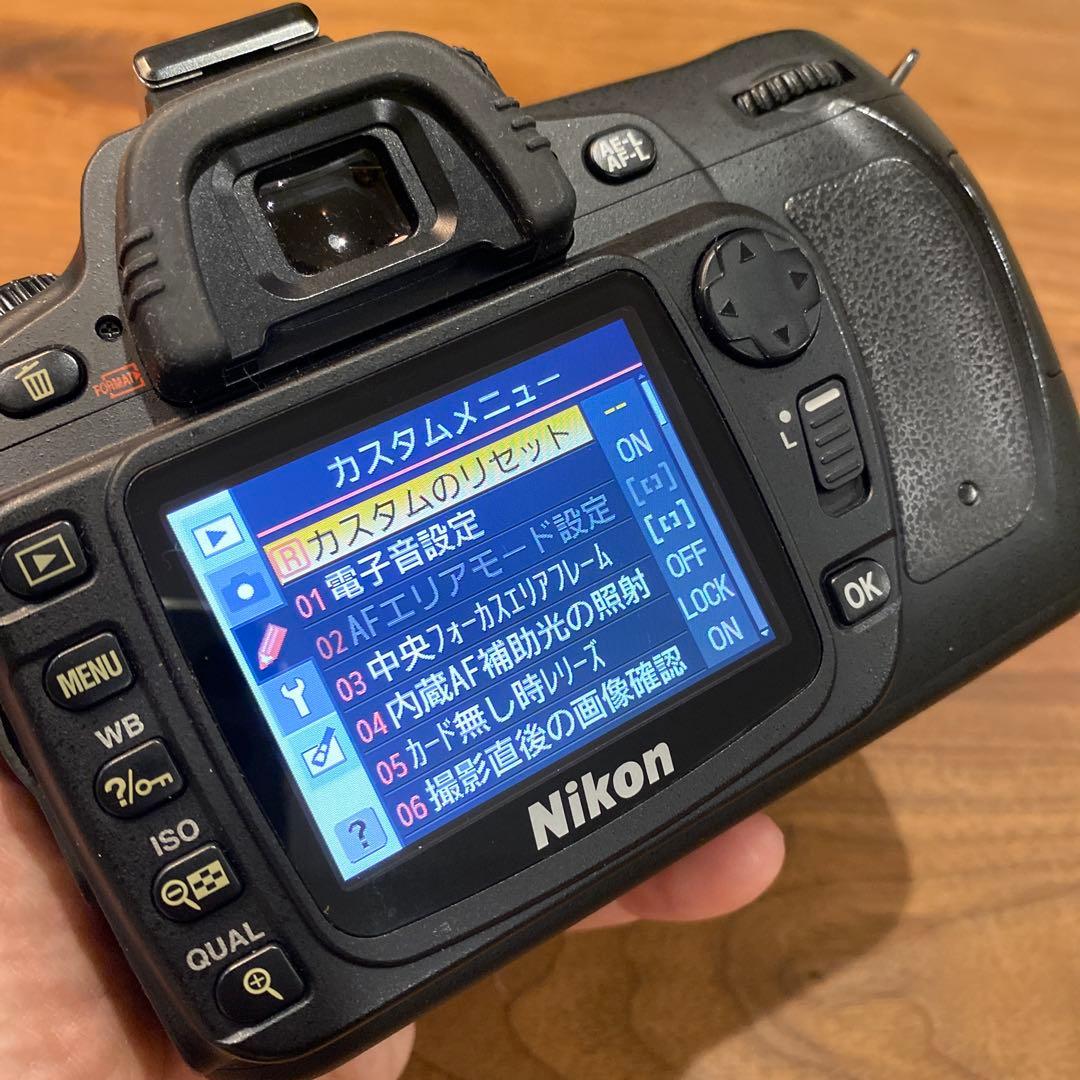 Nikon D80 デジタル一眼レフ　ボディとバッテリー