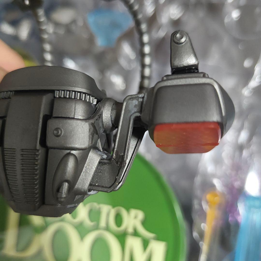 mezco メズコ　ワン12 ドクタードゥーム doctor doom