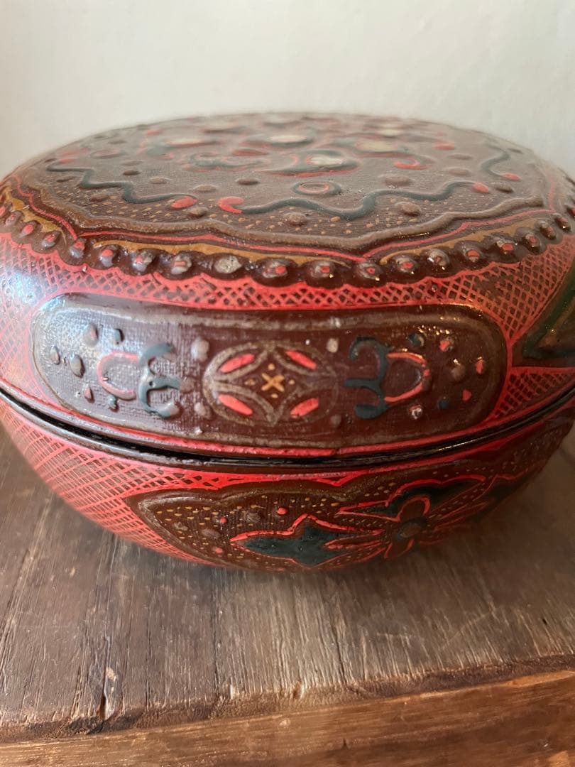 唐物　菓子器　漆器　時代物　蓋物　螺鈿