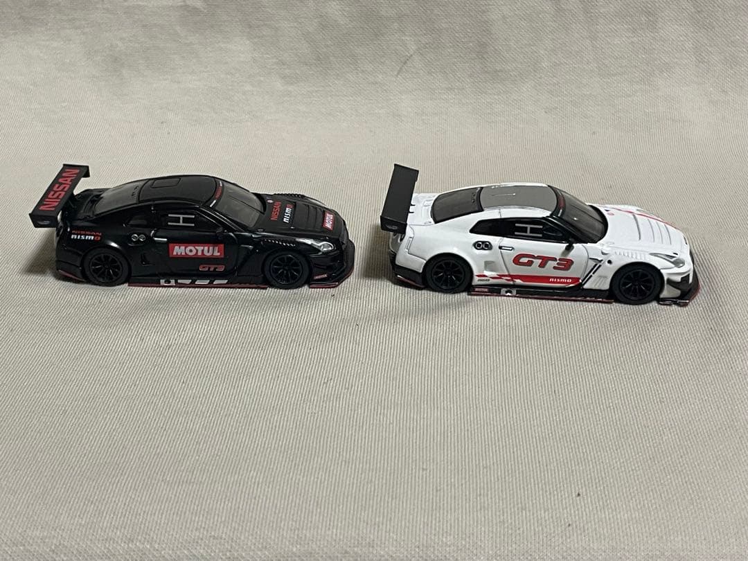 MiniGT 1/64 R35 ミニカー2台セット