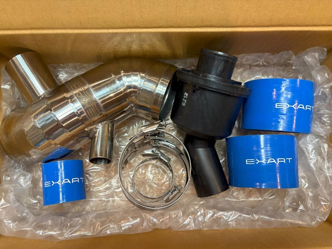 レクサスRX用EXART エアインテークスタビライザー サウンドジェネレーター付