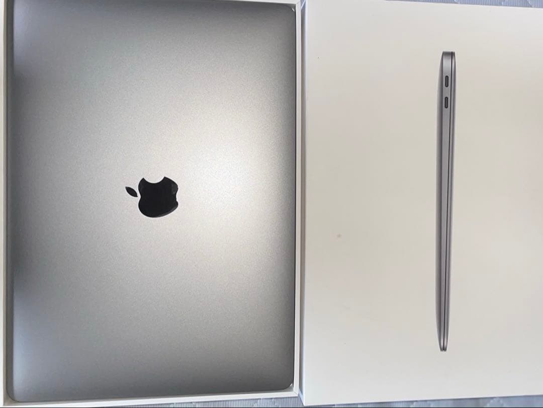 Apple MacBook Air 13インチ M1 256GB SSD