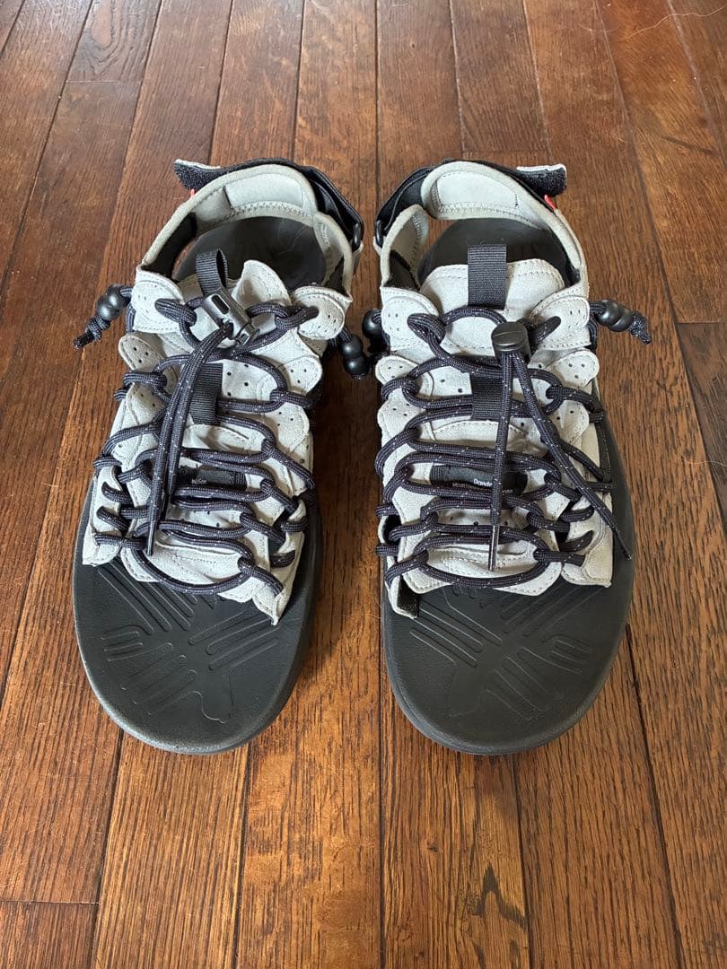 Flower MOUNTAIN×NAPE PUMA PUNKU GRAY