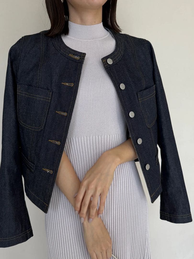 未使用アニュアンス　ノーカラーデニムジャケット　インディゴ