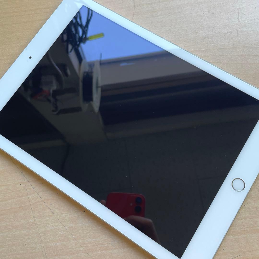 iPad 第5世代　A1822　Wi-Fiモデル　シルバー　32GB 美品　#4