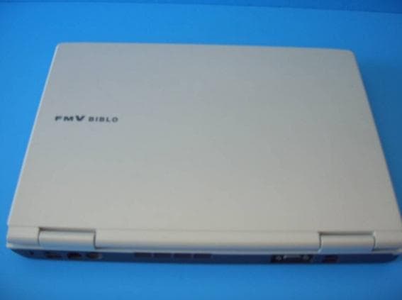Fujitsu FMV BIBLO ノートPC ホワイト