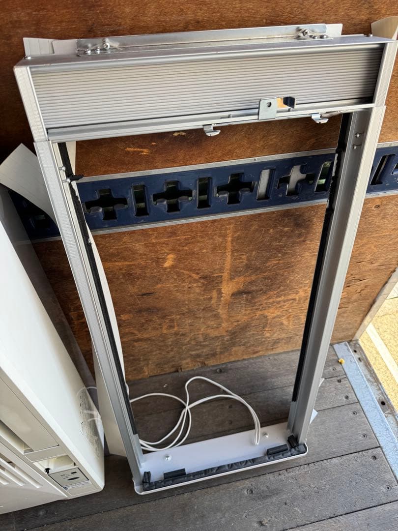 KOIZUMI ルームエアコン　ウィンドウエアコン　KAW-1992