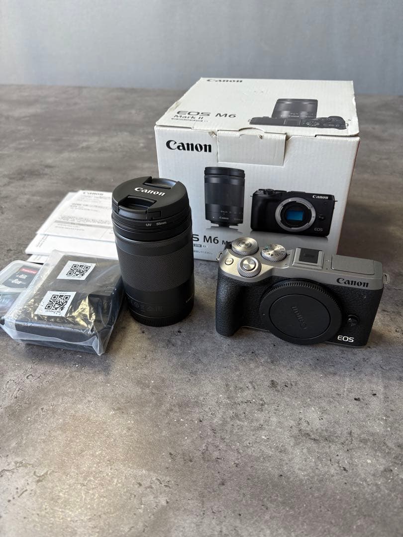 デジタルカメラ EOS M6 Mark II EFM18-150 IS STM kit