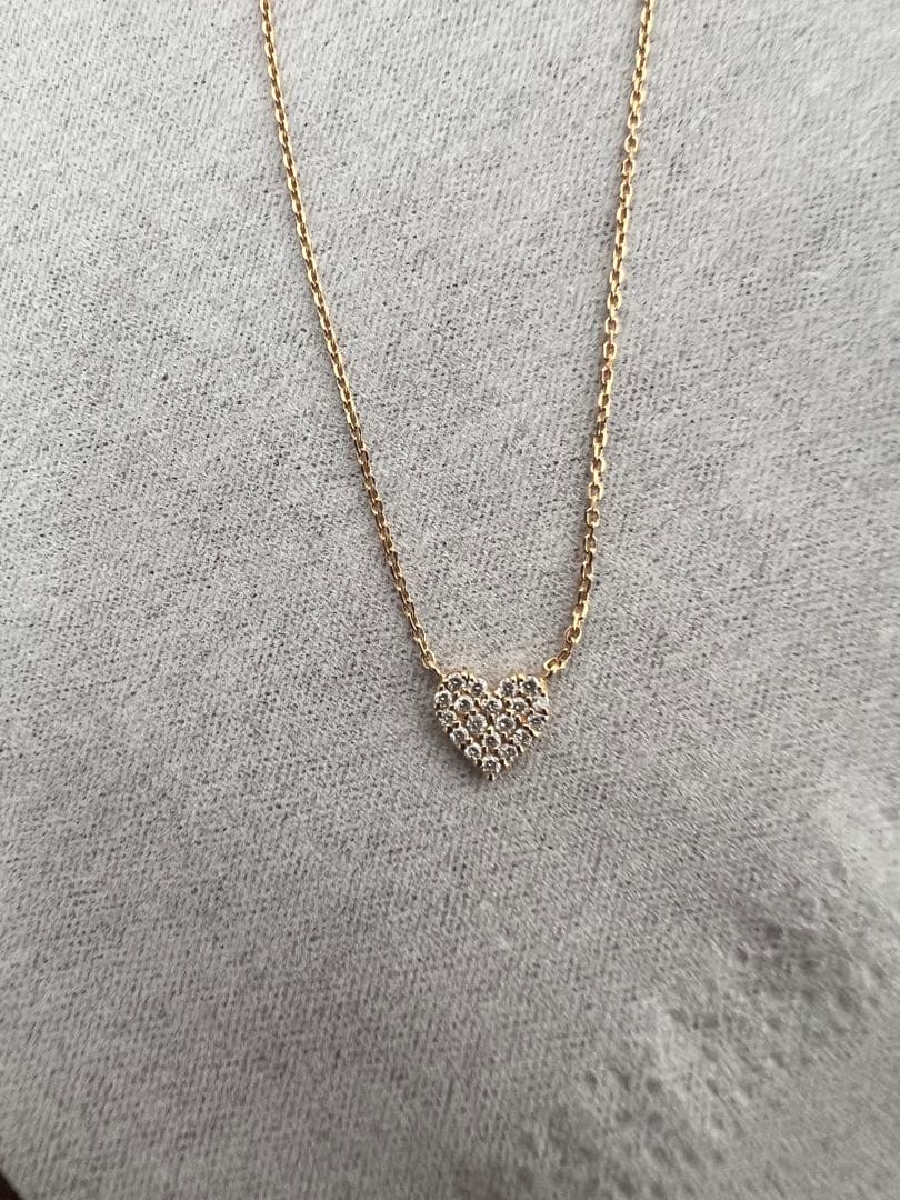 スタージュエリー　k18イエローゴールド　ハートモチーフネックレス　ダイヤモンド