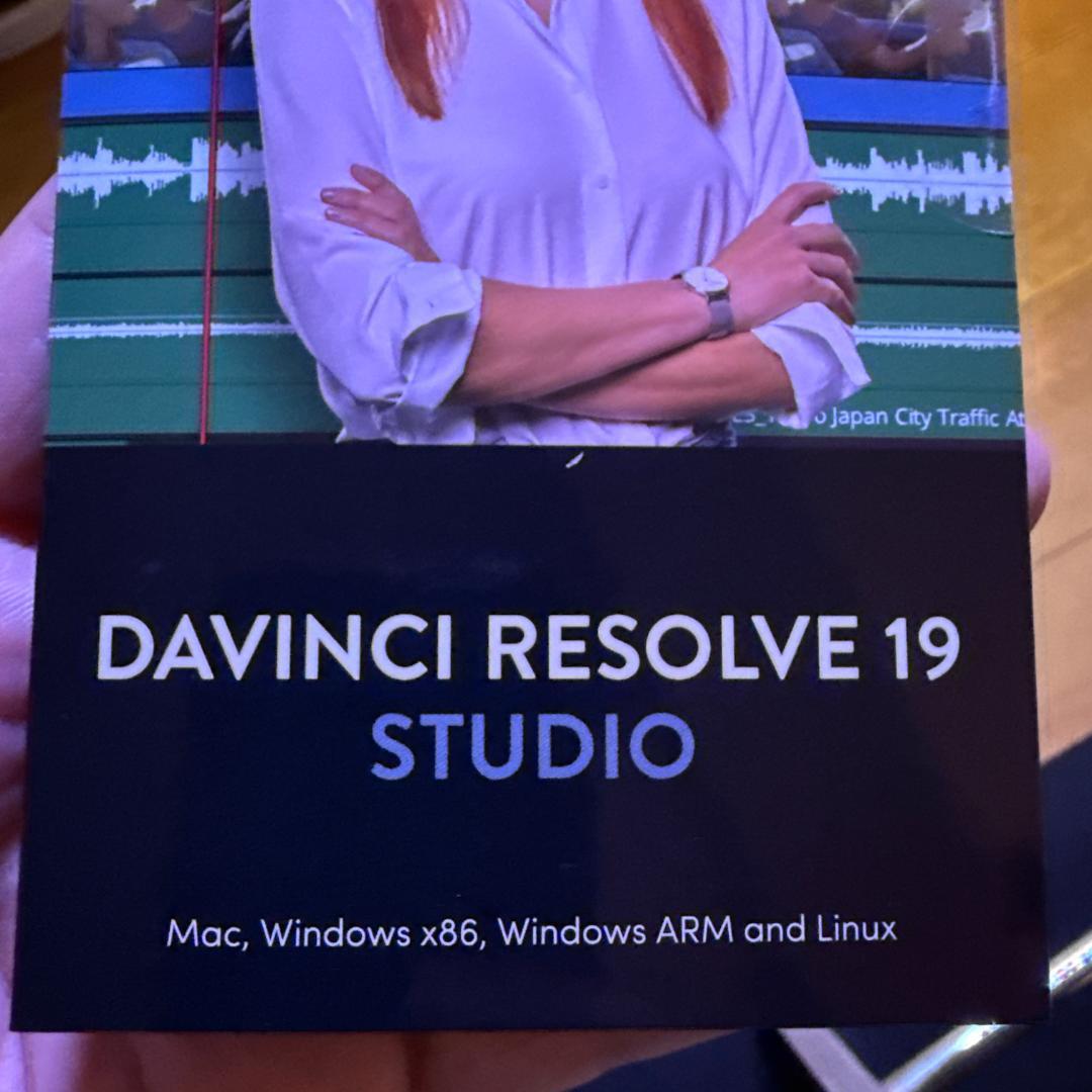 その他 Davinci Resolve License 19 ( Unopened )