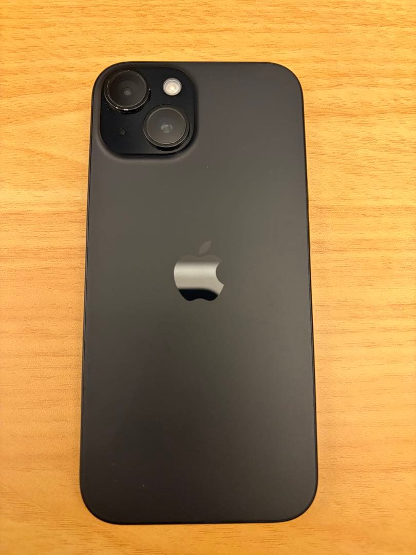 Apple iPhone 15 128GB ブラック 本体