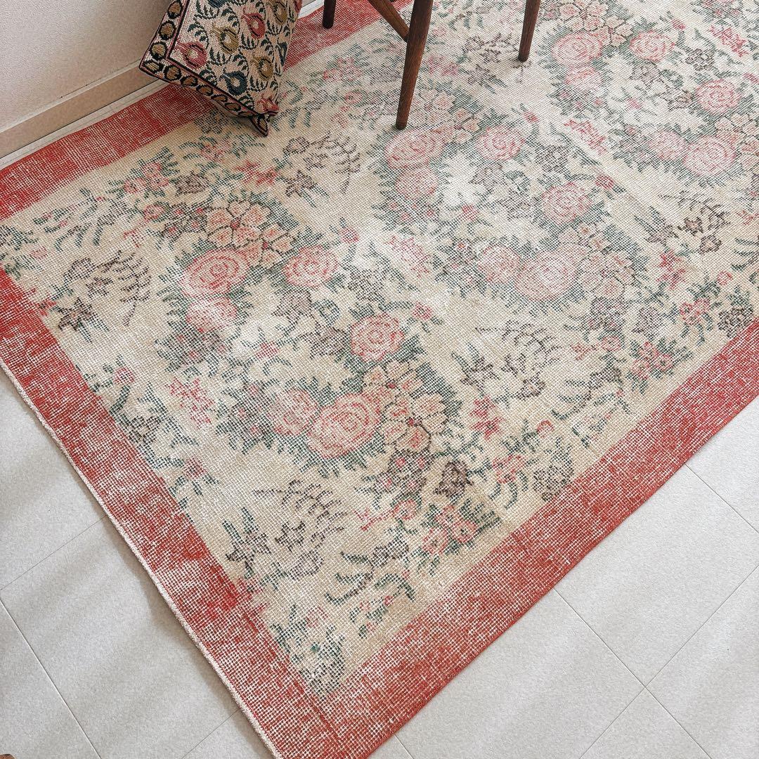 トルコ　ヴィンテージ ラグ　フローラル　ピンク