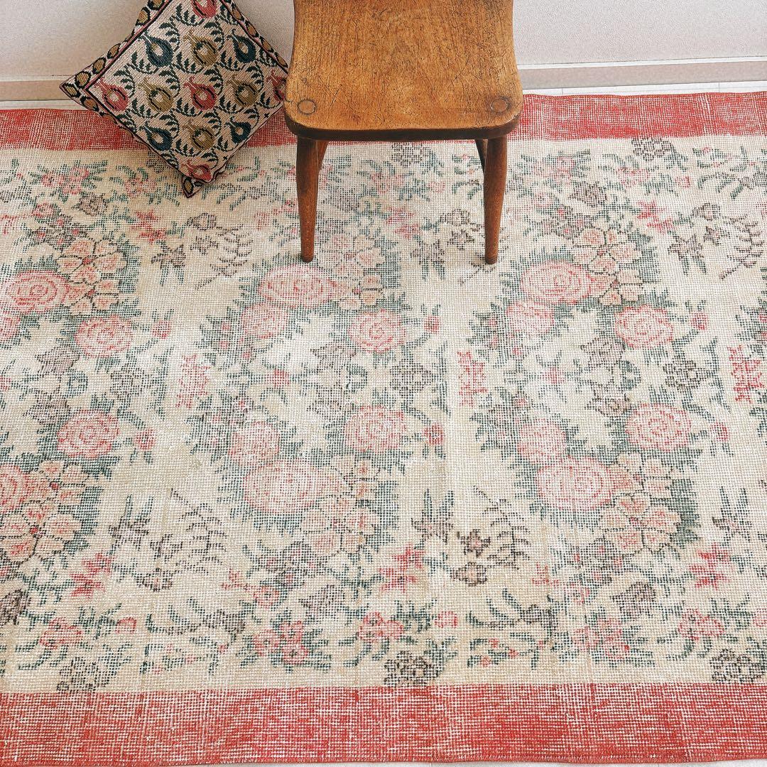 トルコ　ヴィンテージ ラグ　フローラル　ピンク