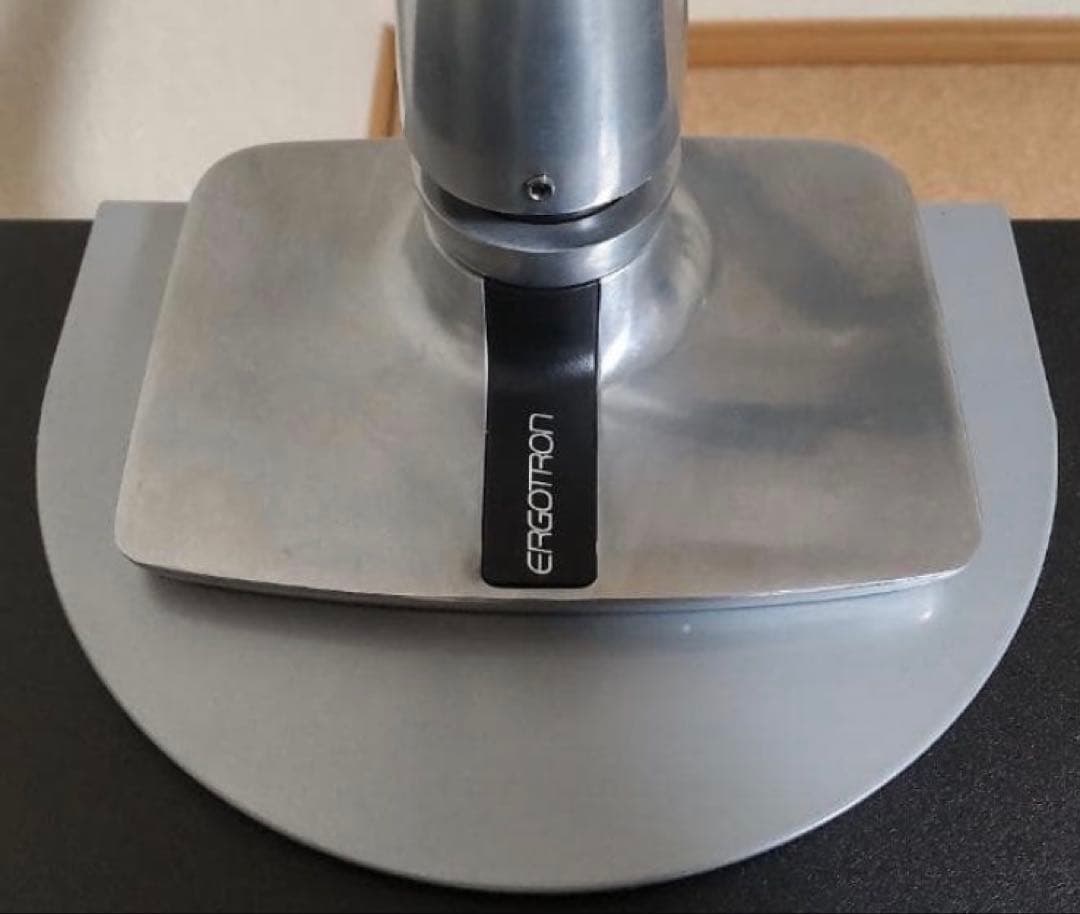 エルゴトロン LXデスクモニターアーム＆補強プレート